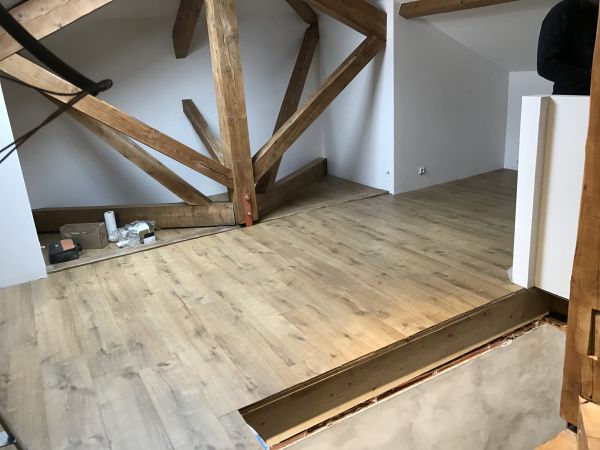 Aménagement de comble en chambre dans cette maison sur la commune de Charvieu Chavagneux 